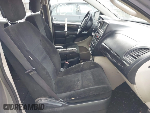 2016 Dodge Grand Caravan SE with VIN 2C4RDGBG0GR171622, listed as a IAAI auction lot 42020600 with 126,306 mi miles and . Bid and sale history available at DreamBid. Image 5.