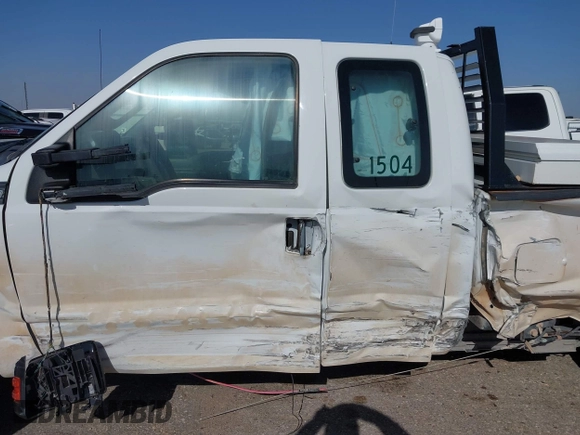 2015 Ford F-250 XLT с VIN 1FT7X2B62FEC35521, выставлен на аукционе IAAI как лот 42062782 с пробегом Не указан миль и . История ставок и продаж доступна на DreamBid. Изображение 13.