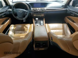 2013 Lexus LS 460 z VIN JTHBL5EF1D5120309, wystawiony jako Copart lot #56937185 z przebiegiem 134 510 mil mil oraz Tytuł czysty. Historia ofert i sprzedaży dostępna na DreamBid. Obrazek 8.