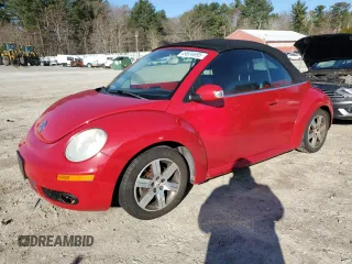 2006 Volkswagen Beetle z VIN 3VWRF31Y26M310472, wystawiony jako Copart lot #49834995 z przebiegiem 135 948 mil mil oraz Czysty tytuł • Clean title. Historia ofert i sprzedaży dostępna na DreamBid. Obrazek 1.