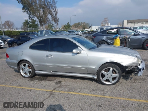 2002 Mercedes-Benz CLK 320/430 with VIN WDBLJ70G62F198257, listed as a IAAI auction lot 41455044 with 156,689 mi miles and . Bid and sale history available at DreamBid. Image 13.