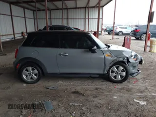 2015 MINI Hardtop with VIN WMWXM5C51F3B34207, listed as a IAAI auction lot 41615894 with 15,787 mi miles and . Bid and sale history available at DreamBid. Image 13.