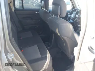 2013 Jeep Patriot Sport z VIN 1C4NJRBB5DD132031, wystawiony jako IAAI lot #42128834 z przebiegiem 97 907 mil mil oraz . Historia ofert i sprzedaży dostępna na DreamBid. Obrazek 8.
