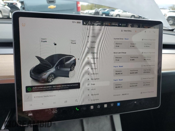 2023 Tesla Model Y Long Range z VIN 7SAYGDEE1PF937867, wystawiony jako Copart lot #51615195 z przebiegiem 88 912 mil mil oraz Szkoda całkowita • Salvage title. Historia ofert i sprzedaży dostępna na DreamBid. Obrazek 9.