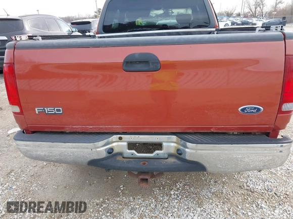 2001 Ford F-150 XL z VIN 1FTRX17W61NA63398, wystawiony jako IAAI lot #41882852 z przebiegiem 179 573 mil mil oraz . Historia ofert i sprzedaży dostępna na DreamBid. Obrazek 15.