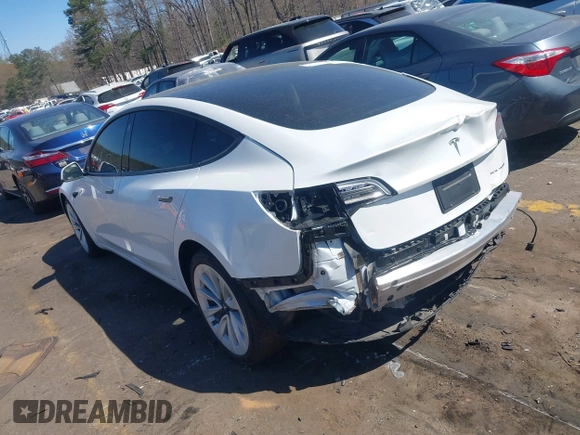 2021 Tesla Model 3 Long Range z VIN 5YJ3E1EB6MF902268, wystawiony jako IAAI lot #41837846 z przebiegiem 37 041 mil mil oraz . Historia ofert i sprzedaży dostępna na DreamBid. Obrazek 3.