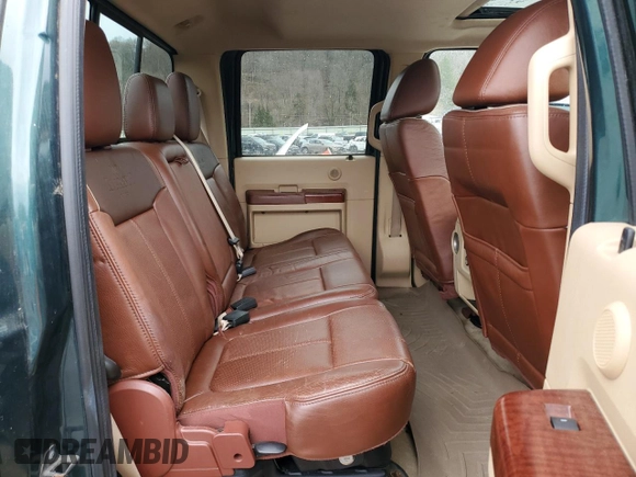 2011 Ford F-350 XL z VIN 1FT8W3BT2BEB37201, wystawiony jako Copart lot #49392455 z przebiegiem 121 538 mil mil oraz Szkoda całkowita • Salvage title. Historia ofert i sprzedaży dostępna na DreamBid. Obrazek 10.