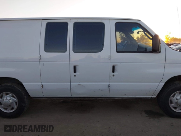 2008 Ford Econoline Cargo Commercial with VIN 1FTNS24L18DA11772, listed as a IAAI auction lot 41025371 with 223,532 mi miles and . Bid and sale history available at DreamBid. Image 13.