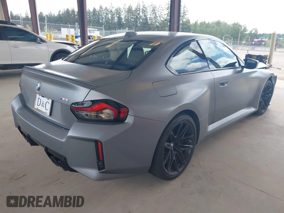 2024 BMW M2 z VIN 3MF13DM08R8E83248, wystawiony jako IAAI lot #42272913 z przebiegiem 4 647 mil mil oraz . Historia ofert i sprzedaży dostępna na DreamBid. Obrazek 4.