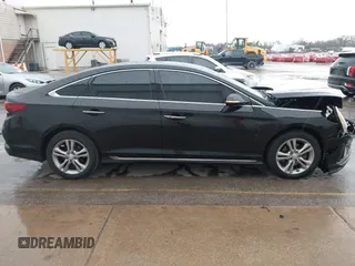 2018 Hyundai Sonata Limited with VIN 5NPE34AF2JH627102, listed as a IAAI auction lot 41839621 with 161,943 mi miles. Bid and sale history available at carsss.com. Image 13.