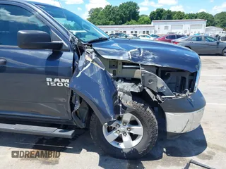2016 Ram 1500 Express z VIN 1C6RR7FT1GS412473, wystawiony jako IAAI lot #42350678 z przebiegiem 136 325 mil mil oraz . Historia ofert i sprzedaży dostępna na DreamBid. Obrazek 6.