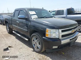 2012 Chevrolet Silverado 1500 LT with VIN 1GCRCSE09CZ225214, listed as a IAAI auction lot 41843886 with 217,491 mi miles. Bid and sale history available at carsss.com. Image 1.