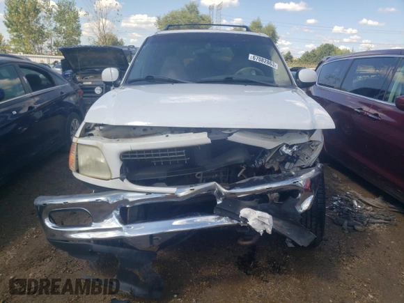 1998 Ford Expedition XLT z VIN 1FMPU18L7WLA74705, wystawiony jako Copart lot #82522704 z przebiegiem 275 355 mil mil oraz Szkoda całkowita • Salvage title. Historia ofert i sprzedaży dostępna na DreamBid. Obrazek 5.