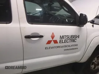 2013 Toyota Tacoma with VIN 3TMMU4FN6DM062201, listed as a IAAI auction lot 42906789 with 266,431 mi miles and . Bid and sale history available at DreamBid. Image 4.