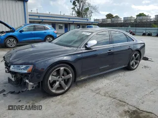 2015 Audi S8 with VIN WAUK2AFD1FN005378, listed as a Copart auction lot 53048314 with 131,468 mi miles. Bid and sale history available at carsss.com. Image 1.