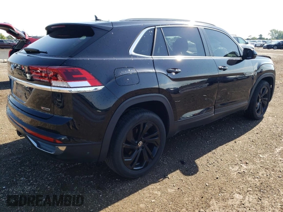 2021 Volkswagen Atlas SEL with VIN 1V2BE2CA2MC227512, listed as a Copart auction lot 71352354 with 34,240 mi miles and Non repairable. Bid and sale history available at DreamBid. Image 3.
