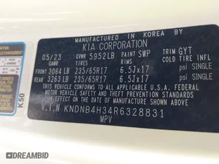 2024 Kia Carnival LX with VIN KNDNB4H34R6328831, listed as a IAAI auction lot 41631238 with 41,733 mi miles. Bid and sale history available at carsss.com. Image 9.
