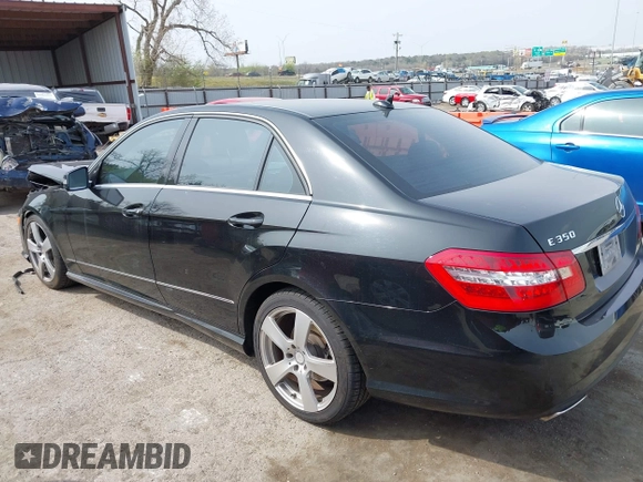 2011 Mercedes-Benz E-Class E 350 Luxury with VIN WDDHF5GB9BA377841, listed as a IAAI auction lot 41940003 with 180,639 mi miles. Bid and sale history available at carsss.com. Image 13.