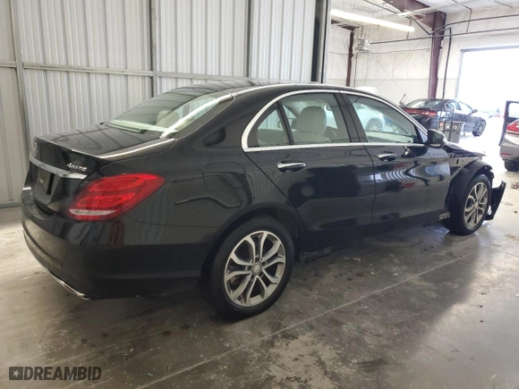 2015 Mercedes-Benz C-Class C 300 Luxury with VIN 55SWF4KB5FU012247, listed as a Copart auction lot 43686545 with 87,876 mi miles and Salvage Title. Bid and sale history available at carsss.com. Image 3.