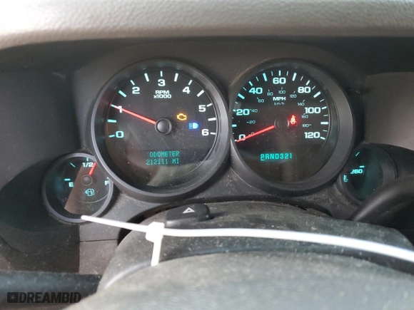 2007 GMC Sierra 1500 SLE1 with VIN 2GTEC19C871668854, listed as a Copart auction lot 83642134 with 212,111 mi miles and Salvage Title. Bid and sale history available at carsss.com. Image 9.