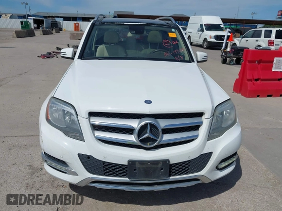 2015 Mercedes-Benz GLK 350 z VIN WDCGG5HB3FG419872, wystawiony jako IAAI lot #42301900 z przebiegiem 193 840 mil mil oraz . Historia ofert i sprzedaży dostępna na DreamBid. Obrazek 12.