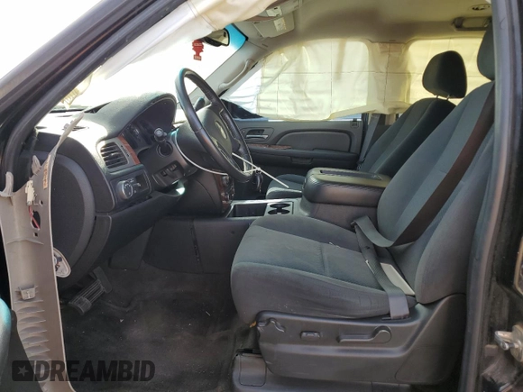 2008 Chevrolet Suburban LTZ with VIN 1GNFC16068R200118, listed as a Copart auction lot 66506065 with 134,204 mi miles and Salvage title. Bid and sale history available at DreamBid. Image 7.
