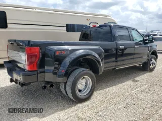 2022 Ford F-350 XL with VIN 1FT8W3DT3NEF75727, listed as a Copart auction lot 47227425 with 9,156 mi miles and Salvage title. Bid and sale history available at DreamBid. Image 3.