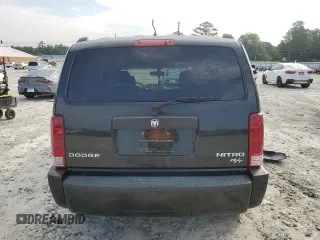 2008 Dodge Nitro R/T with VIN 1D8GU58658W124462, listed as a Copart auction lot 68324264 with 151,789 mi miles and Salvage Title. Bid and sale history available at DreamBid. Image 6.