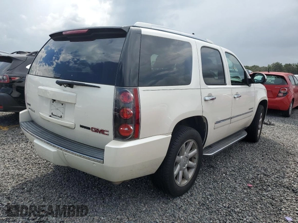 2010 GMC Yukon Denali with VIN 1GKUCEEF8AR253197, listed as a Copart auction lot 73852154 with 0 mi miles and Salvage Title. Bid and sale history available at carsss.com. Image 3.