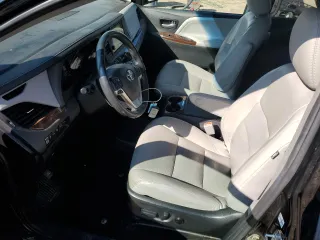 2015 Toyota Sienna Limited с VIN 5TDDK3DC5FS117905, выставлен на аукционе Copart как лот 58170795 с пробегом 118 532 миль миль и Списание • Salvage title. История ставок и продаж доступна на DreamBid. Изображение 7.