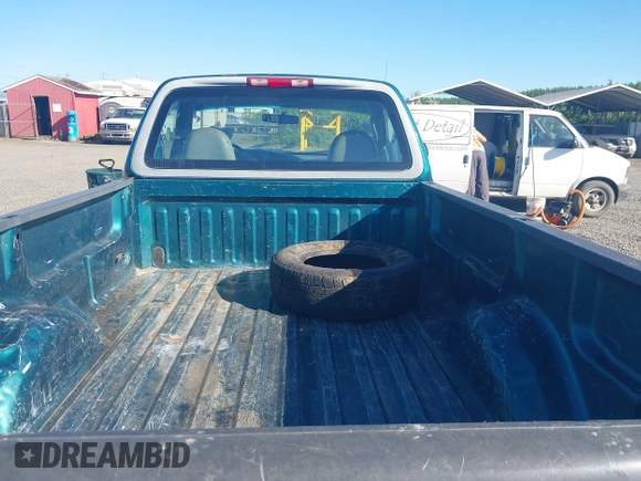 1997 Ford F-150 with VIN 1FTDF1724VKC15406, listed as a IAAI auction lot 42336536 with 190,569 mi miles and . Bid and sale history available at DreamBid. Image 8.
