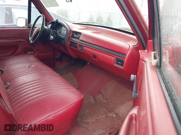 1992 Ford F-150 with VIN 2FTDF15Y9NCA28805, listed as a IAAI auction lot 41911667 with 1 mi miles. Bid and sale history available at carsss.com. Image 5.