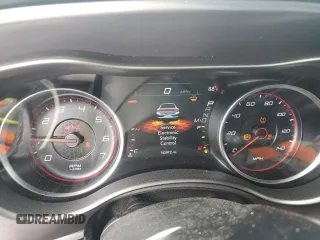 2019 Dodge Charger SXT z VIN 2C3CDXBG1KH730295, wystawiony jako Copart lot #55583855 z przebiegiem 143 472 mil mil oraz Nie do naprawy • Non repairable. Historia ofert i sprzedaży dostępna na DreamBid. Obrazek 9.