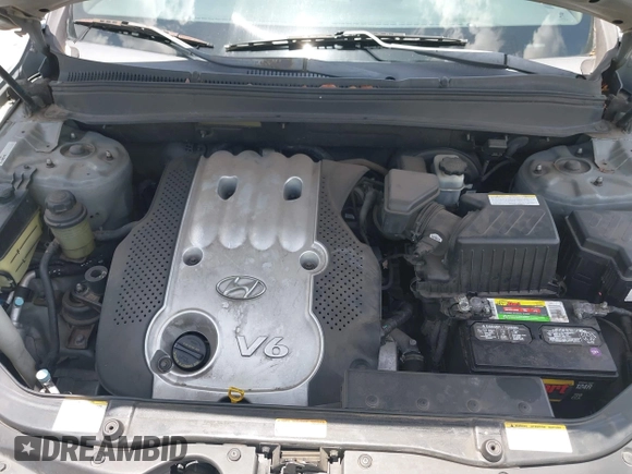 2007 Hyundai Santa Fe GLS with VIN 5NMSG13DX7H054182, listed as a IAAI auction lot 42472138 with 235,905 mi miles and . Bid and sale history available at DreamBid. Image 10.