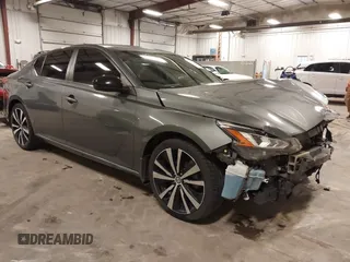 2019 Nissan Altima SR with VIN 1N4BL4CV6KC186522, listed as a IAAI auction lot 41773234 with 95,654 mi miles and . Bid and sale history available at DreamBid. Image 1.