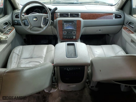 2012 Chevrolet Suburban LT with VIN 1GNSKJE78CR195125, listed as a Copart auction lot 49870425 with 216,277 mi miles and Clean Title. Bid and sale history available at carsss.com. Image 8.
