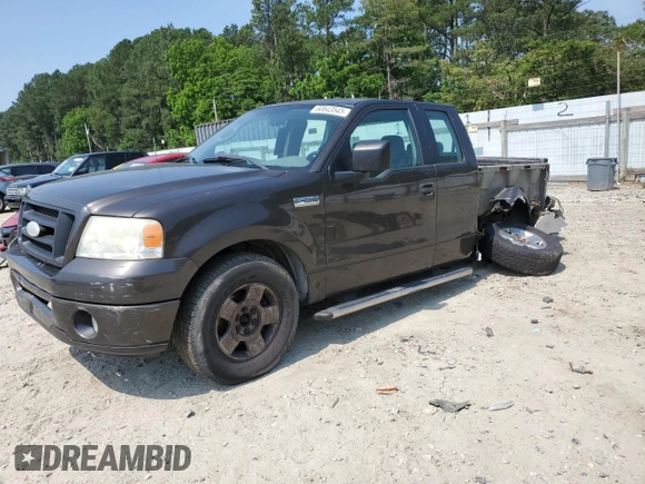 2006 Ford F-150 STX z VIN 1FTRX02WX6KB23189, wystawiony jako Copart lot #60643545 z przebiegiem 310 109 mil mil oraz Szkoda całkowita • Salvage title. Historia ofert i sprzedaży dostępna na DreamBid. Obrazek 1.