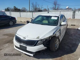 2014 Kia Optima LX with VIN 5XXGM4A73EG322983, listed as a IAAI auction lot 41708101 with 84,334 mi miles. Bid and sale history available at carsss.com. Image 17.