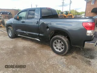 2008 Toyota Tundra z VIN 5TBBT54108S459028, wystawiony jako IAAI lot #41914299 z przebiegiem 208 383 mil mil oraz . Historia ofert i sprzedaży dostępna na DreamBid. Obrazek 3.