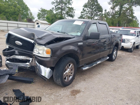 2006 Ford F-150 XLT with VIN 1FTRW12W96FA87318, listed as a IAAI auction lot 41936492 with 221,709 mi miles. Bid and sale history available at carsss.com. Image 17.