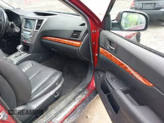 2012 Subaru Outback Limited с VIN 4S4BRDLC2C2210678, выставлен на аукционе IAAI как лот 42177918 с пробегом 214 814 миль миль и . История ставок и продаж доступна на DreamBid. Изображение 5.