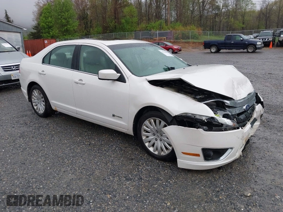 2010 Ford Fusion Hybrid with VIN 3FADP0L3XAR295179, listed as a IAAI auction lot 41958001 with 224,973 mi miles. Bid and sale history available at carsss.com. Image 1.