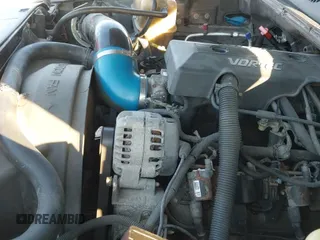 2000 Chevrolet Silverado 1500 LT с VIN 1GCEK19T7YE141133, выставлен на аукционе IAAI как лот 43036887 с пробегом 316 101 миль миль и . История ставок и продаж доступна на DreamBid. Изображение 12.