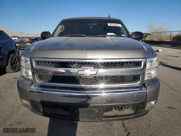2007 Chevrolet Silverado 1500 LT w/1LT with VIN 1GCEC19J57Z547964, listed as a Copart auction lot 80349054 with 139,420 mi miles and Salvage Title. Bid and sale history available at carsss.com. Image 5.