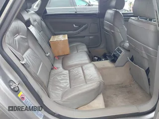 2005 Audi A8 z VIN WAUML44EX5N001847, wystawiony jako IAAI lot #42328636 z przebiegiem 129 925 mil mil oraz . Historia ofert i sprzedaży dostępna na DreamBid. Obrazek 8.