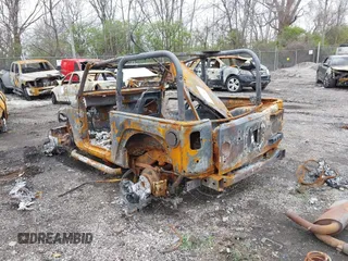 2007 Jeep Wrangler X with VIN 1J4FA24147L114835, listed as a IAAI auction lot 42008547 with Not Provided miles and . Bid and sale history available at carsss.com. Image 3.