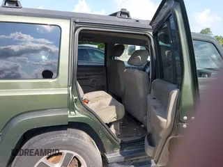 2007 Jeep Commander Sport with VIN 1J8HH48P57C699969, listed as a IAAI auction lot 42387743 with 199,043 mi miles and . Bid and sale history available at DreamBid. Image 8.