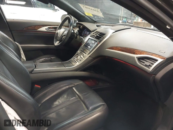 2019 Lincoln MKZ Reserve I with VIN 3LN6L5D99KR627804, listed as a IAAI auction lot 41643965 with 33,764 mi miles. Bid and sale history available at carsss.com. Image 5.