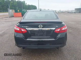 2017 Nissan Altima SR z VIN 1N4AL3AP4HC489298, wystawiony jako IAAI lot #42140956 z przebiegiem 96 126 mil mil oraz . Historia ofert i sprzedaży dostępna na DreamBid. Obrazek 16.