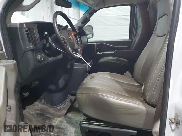 2019 Chevrolet Express Cargo with VIN 1GCWGAFG1K1195734, listed as a Copart auction lot 59552005 with 177,501 mi miles and Clean title. Bid and sale history available at DreamBid. Image 7.